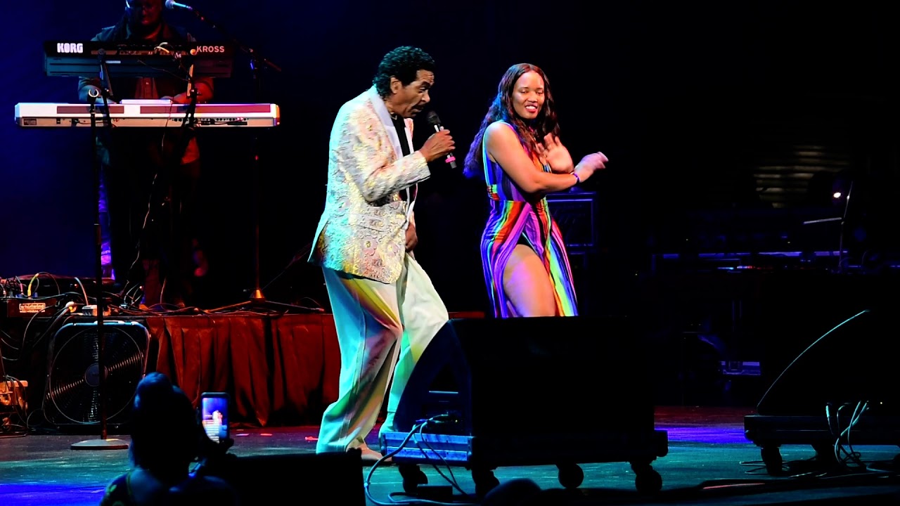 Bobby Rush - Live in Concert performing I'm in Love with a Big Fat Women & I'm Crazy about you Baby