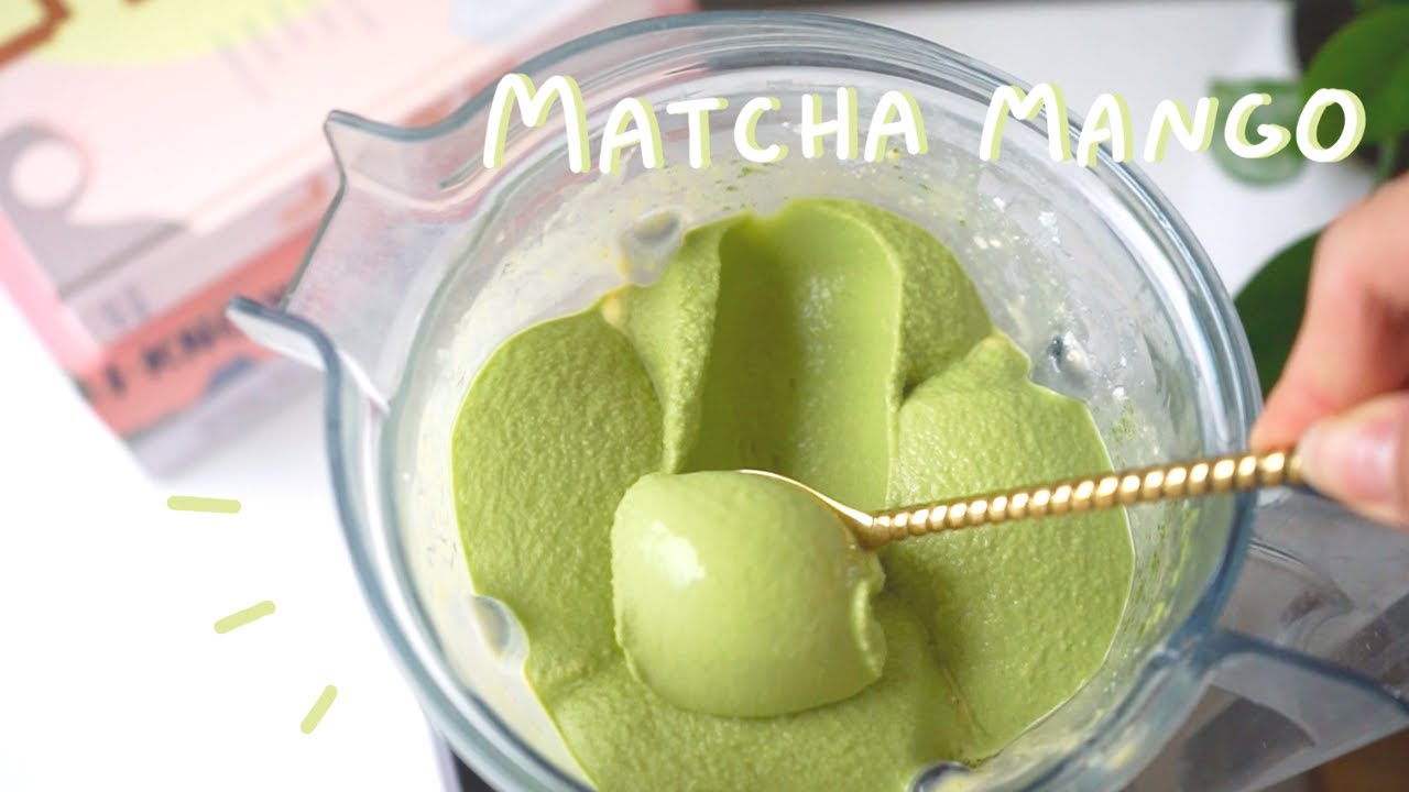 GREEN SMOOTHIE BOWL | Matcha Mango (easy!)