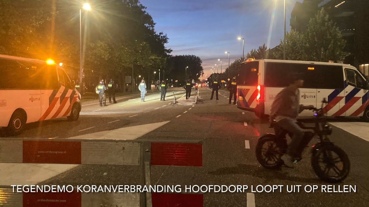 Rellen in Hoofddorp - Tegendemo Koranverbranding keert zich tegen de politie 