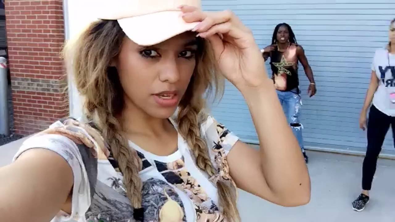 FIFTH HARMONY: DINAH JANE | SNAPCHAT STORY - September 06, 2016 (Part 1)