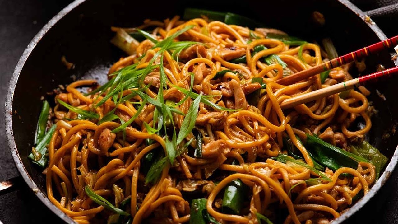 My fastest DINNER-WORTHY noodle stir fry