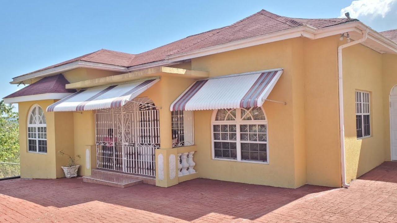 4 Bedroom 3 Bathroom House For Sale in Westgate Hills, Montego Bay, Jamaica