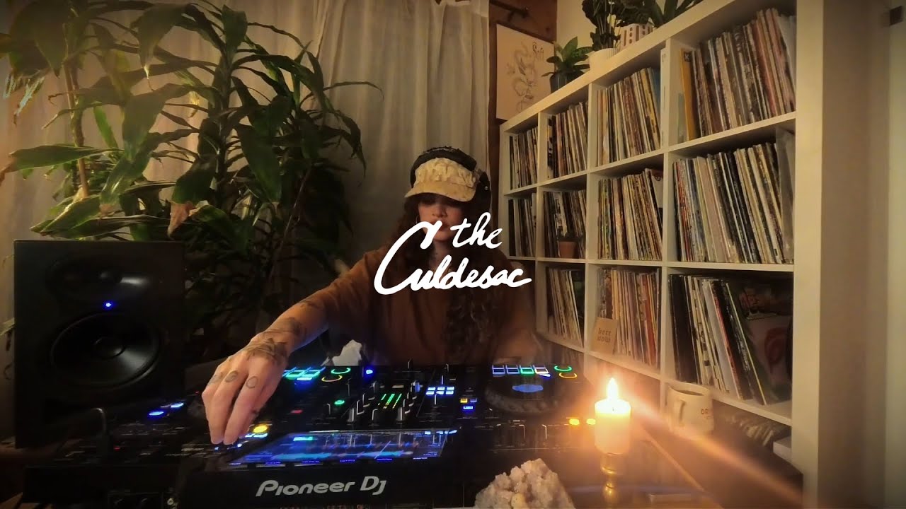 solstice solace // Alex Moon (guest mix 20)