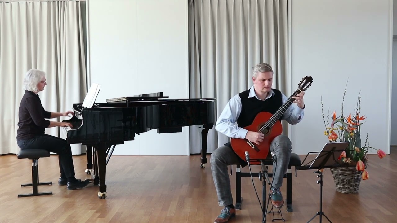 Suzuki Guitar School - Volume 10 - Mauro Giuliani Concerto Op.30 III. Polonaise