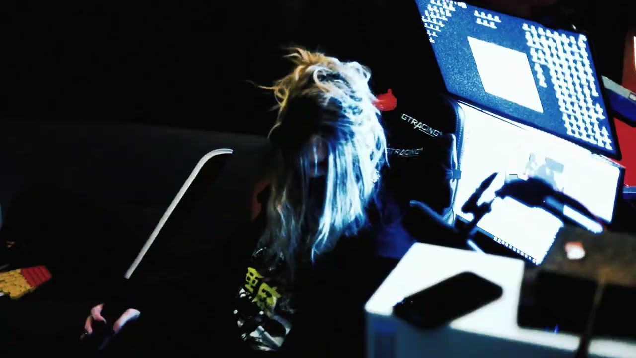 GASHUM - been thinking (Official Music Video)