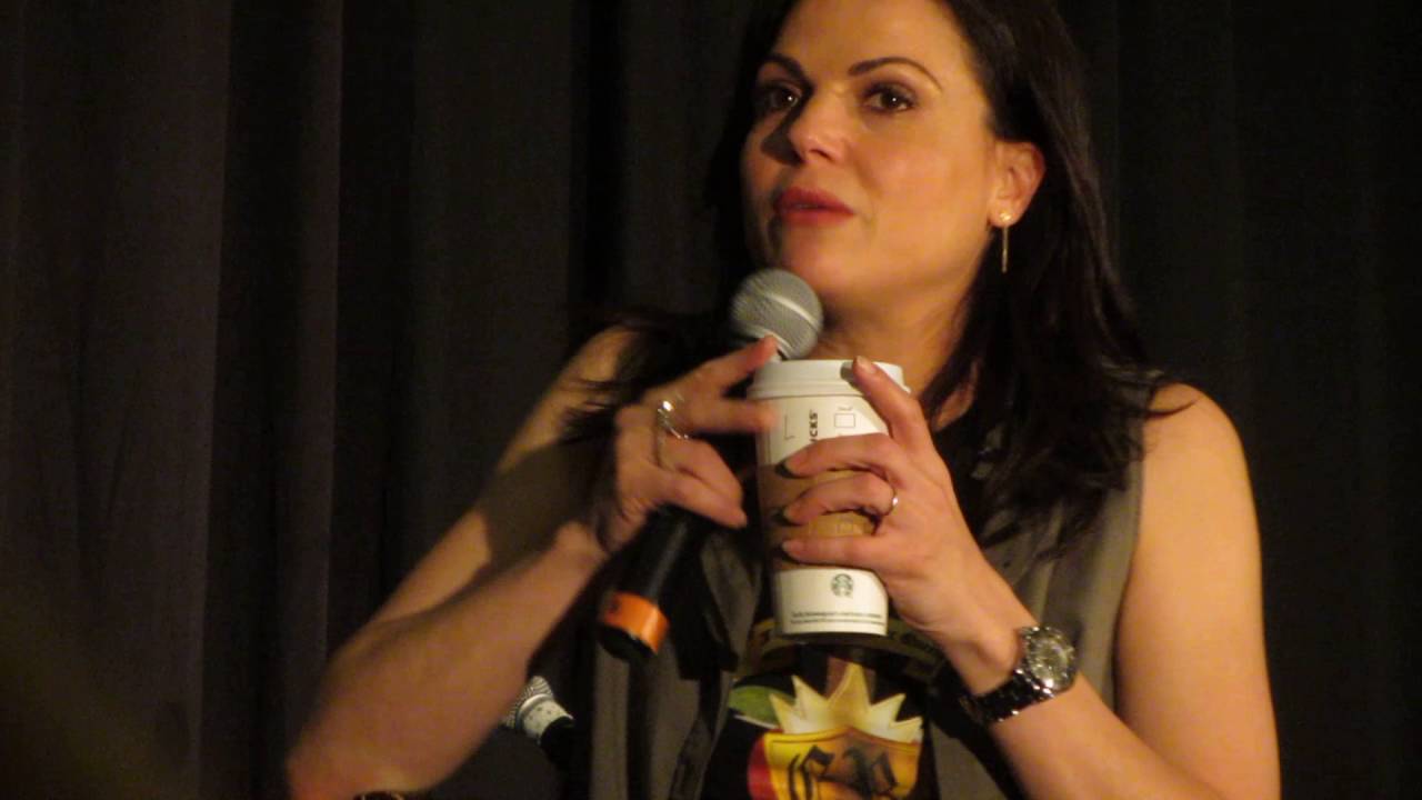 Lana Parrilla On Getting Into Character Gold Panel OUAT NJ CON 2016