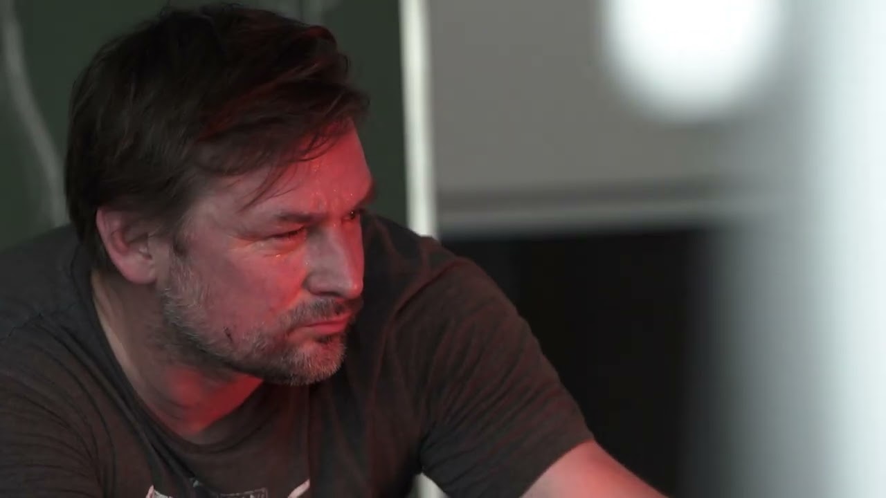 Studiuj Konserwację i Restaurację Dzieł Sztuki w zakresie Ceramiki i Szkła_SZKŁO!