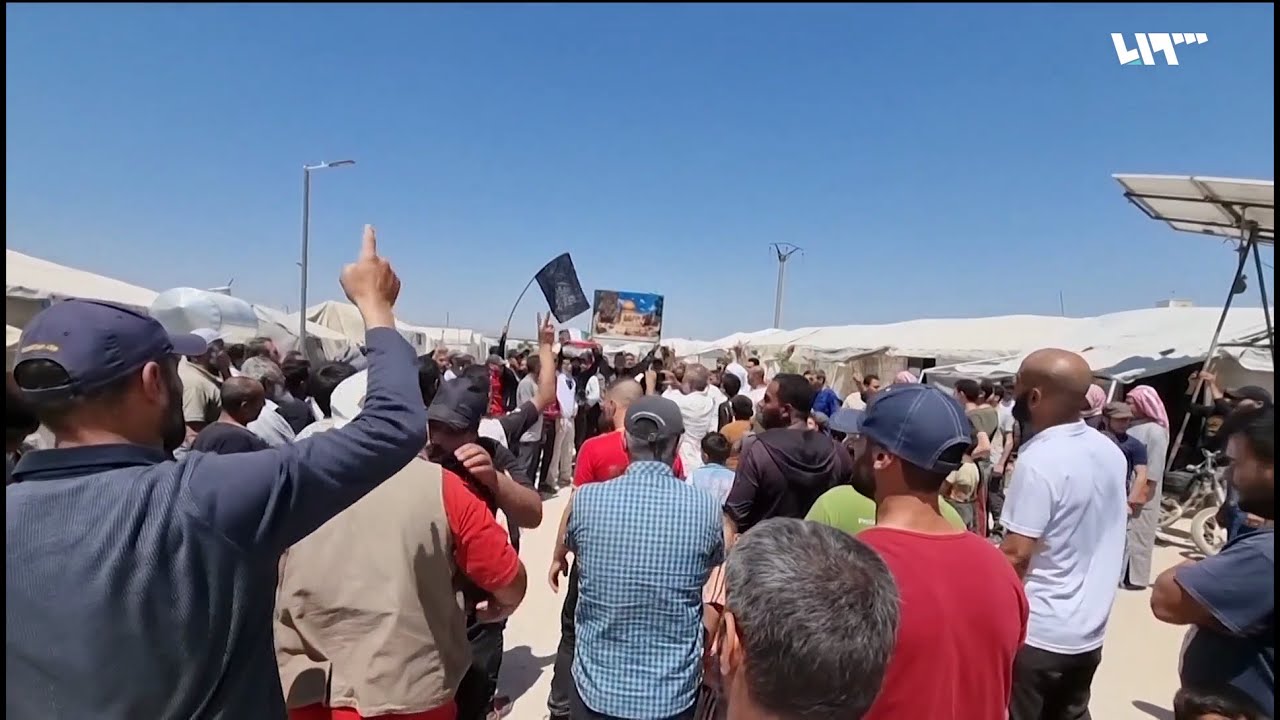 مظاهرة بمخيم دير بلوط تضامنا مع القدس وغزة