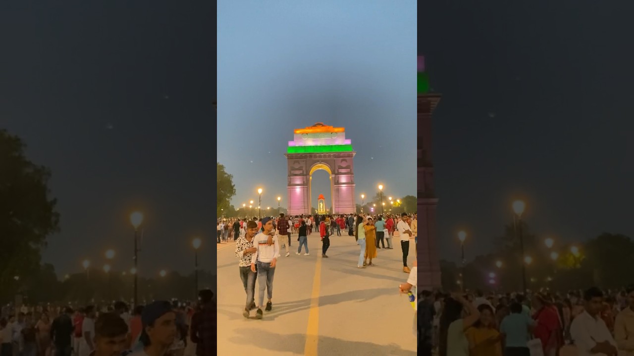 India Gate Night Movement 