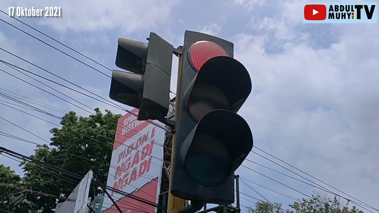 KOK BANYAK YANG LEPAS TOPINYA? || TRAFFIC LIGHT SIMPANG KASONGAN , BANTUL D.I.YOGYAKARTA