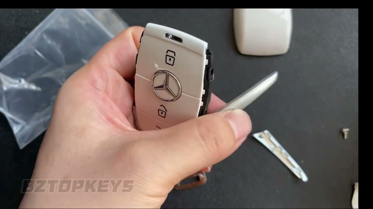 How to change New Mercedes Benz smart key shell