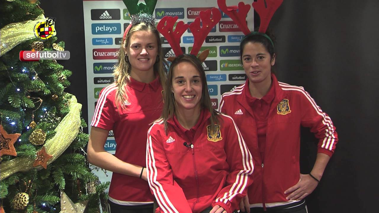 ¡Villancicos, regalos, gorros y buen ambiente en la Absoluta española femenina!