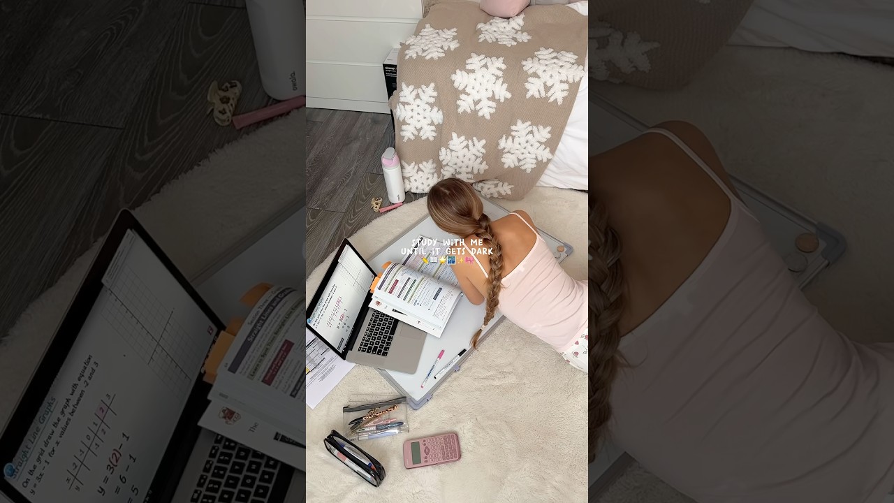 Study with me until it gets dark📖 #studytok #studywithme #studying #fyp #motivation #studyvlog