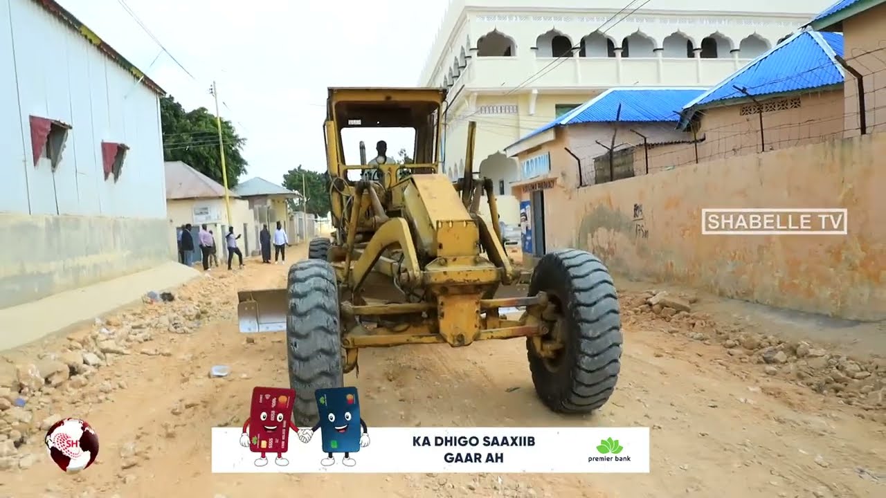 Maamulka Gobolka Benaadir oo dhagax dhigay 8-wado oo Shacabka Xaafadda Oodweyne ay si  isxilqan...