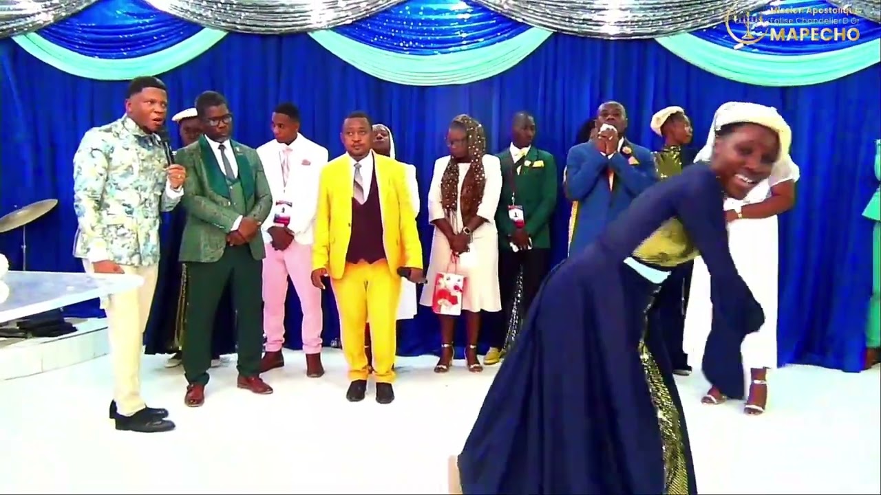 #Moman kote yap renouvle flam koup Apotre Patrick Saint Gouden,e yo tap onore Apotre Jean D.