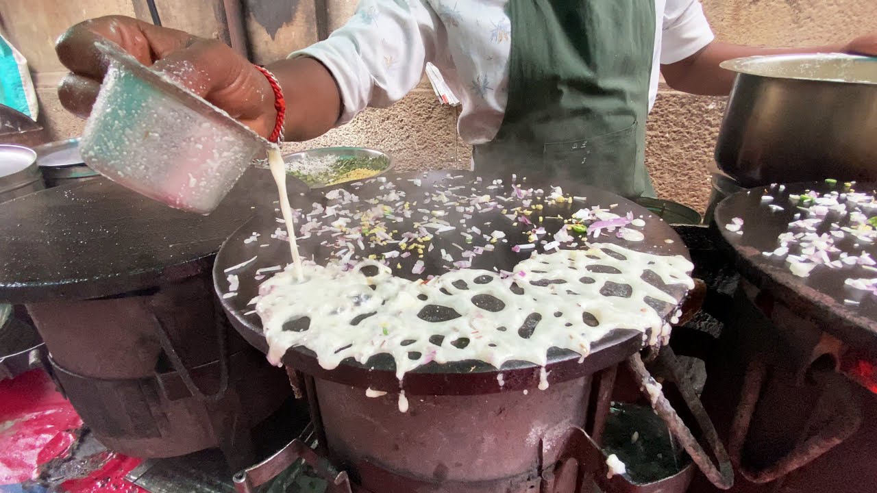 Mumbai's Crispy Rawa Dosa | South Indian Food @ Mumbai | Indian Street Food