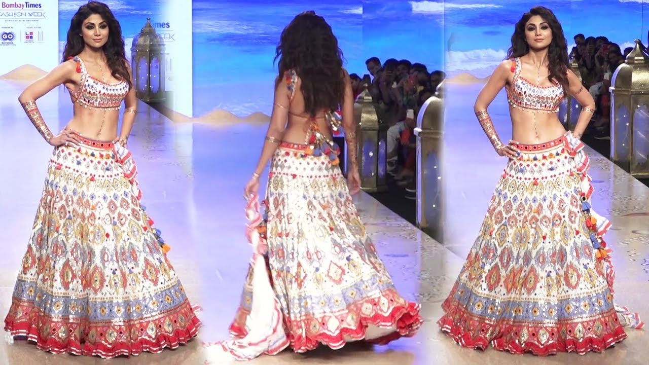 Shilpa Shetty Sets The Ramp On Fire At Bombay Times Fashion Week 2022