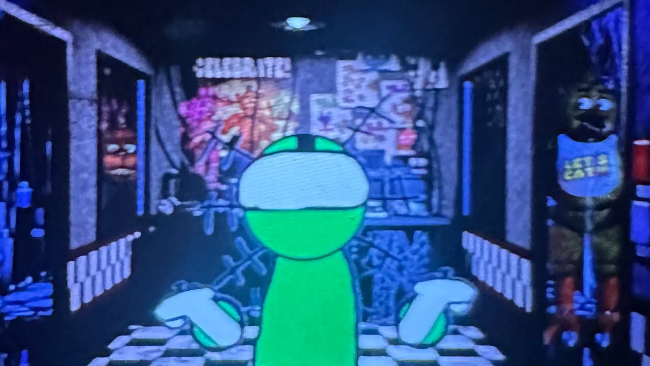 FNaF 1 vr is HORRIFYING(and dark rooms)