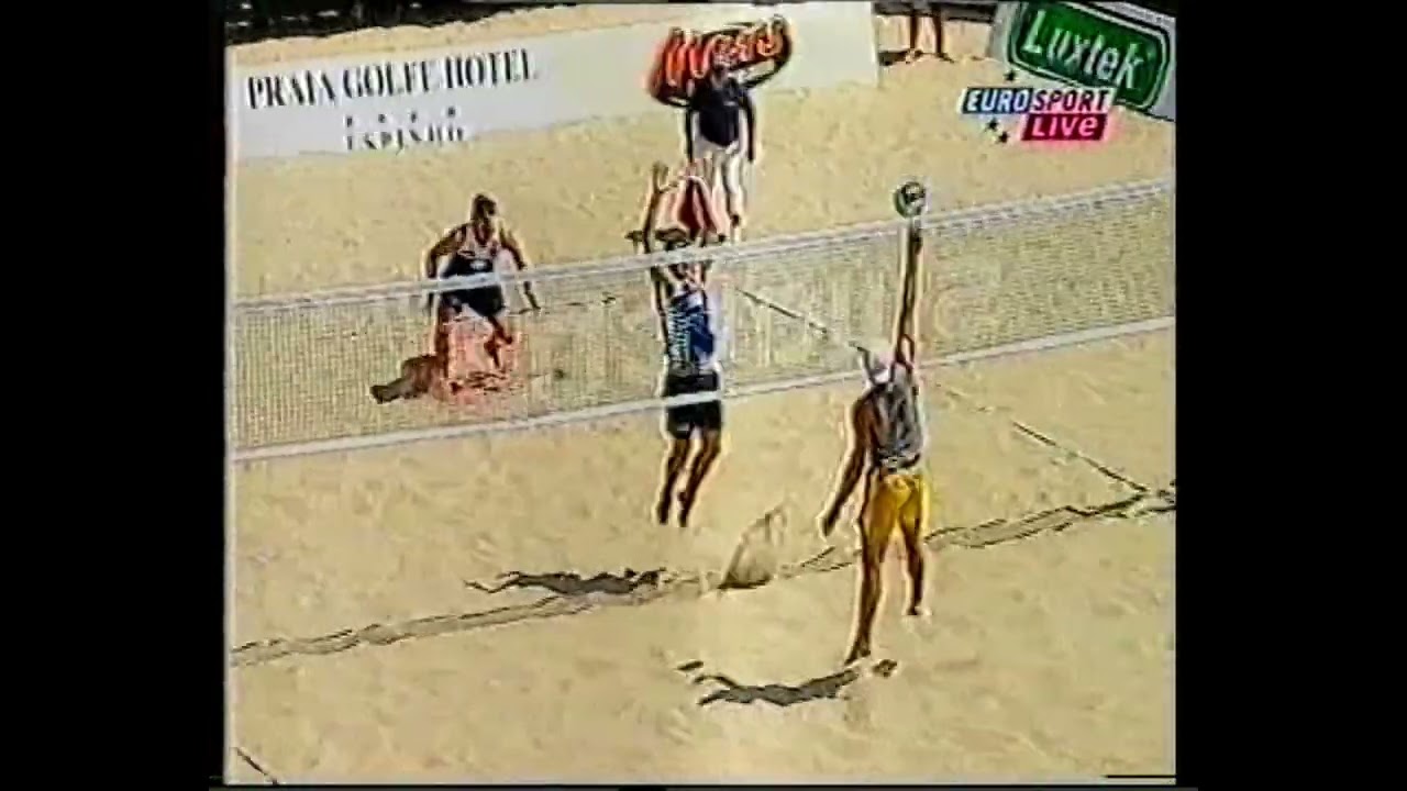 2005. Espinho. Beachvolleyball. Marcio Araujo  Fabio Luiz Magalhaes BRA   Gibb  Metzger USA