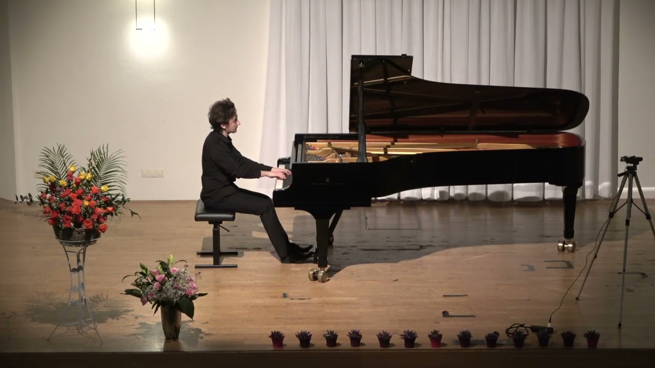 Victor Vichev plays Chopin nocturnes op.62, live in Karlsruhe 