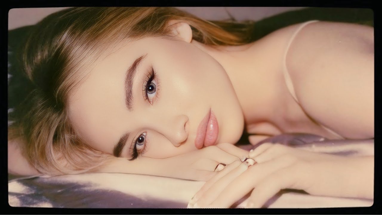 جمال الكيكة🍰تمتلكين ذلك الجمال الذي يبدو كأنه خارج من مصنع للحلويات🧁نسخة الموسيقى