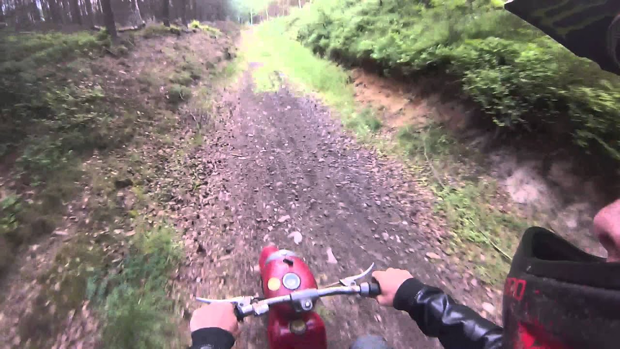 Jawa 555 nomusic video