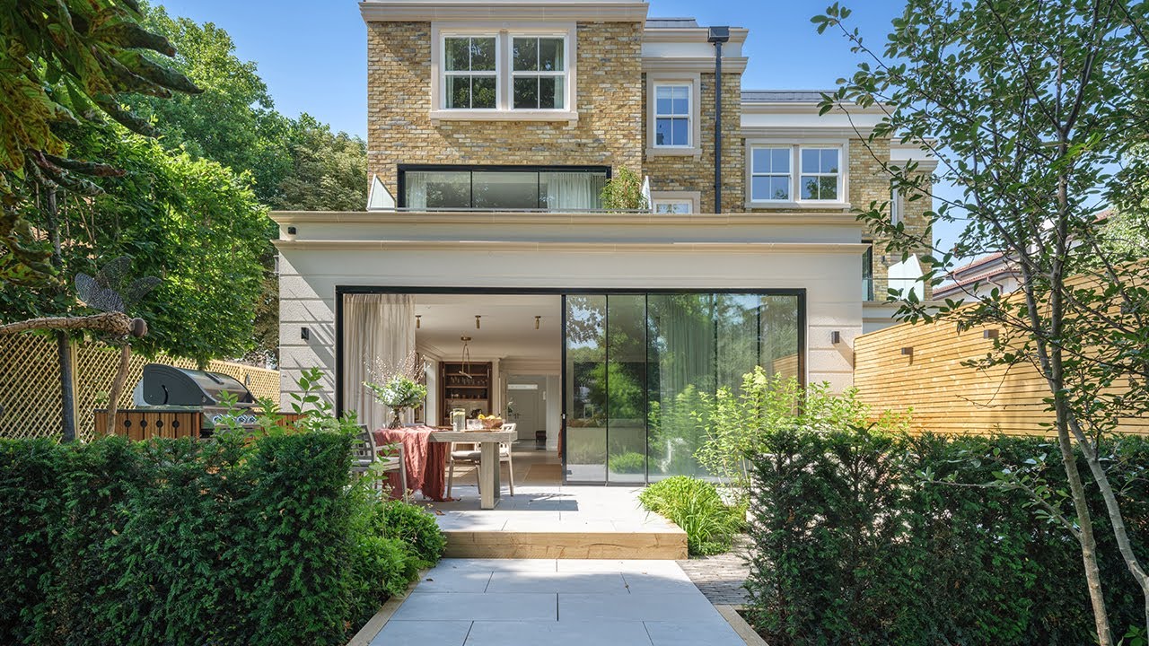 Inside a waterfront dream home | £6,000,000 award winning London townhouse by Nomad Developments.