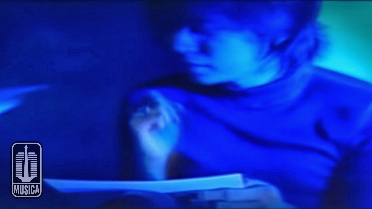 Base Jam - Bukan Pujangga (Official Music Video)