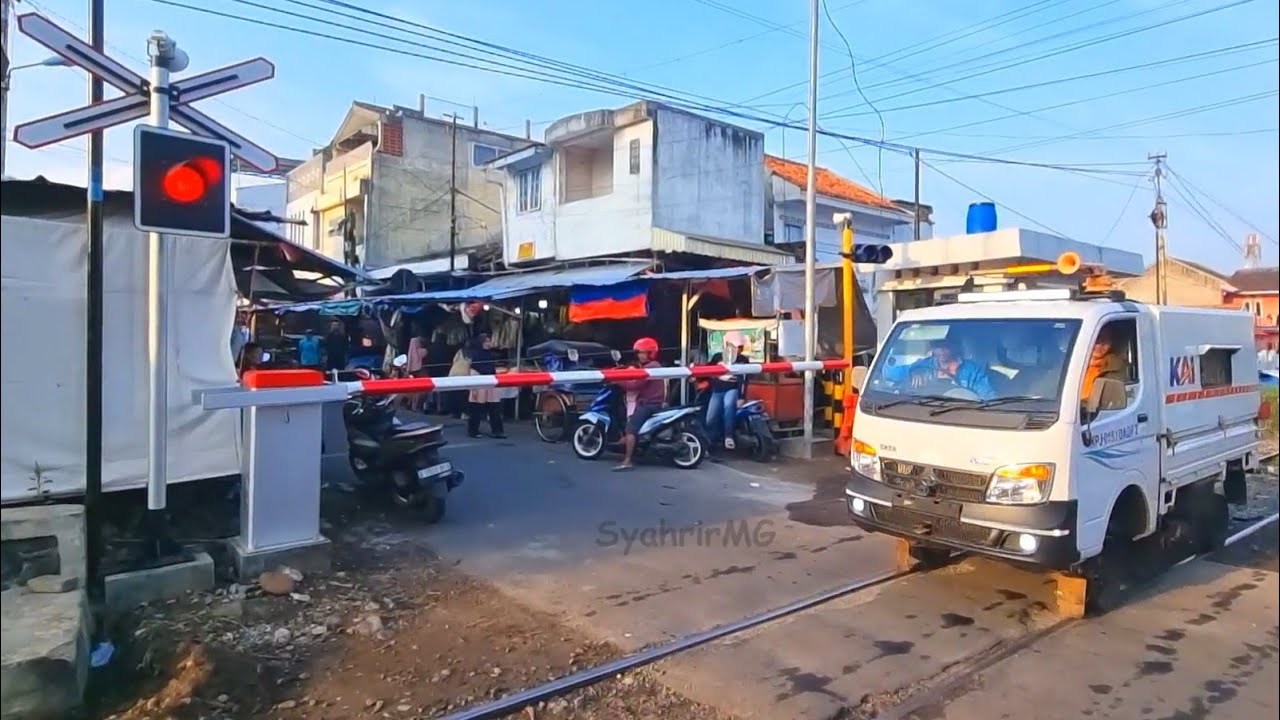 3 Perlintasan Kereta Api Minimalis | NIPPON & Palang Baru WANTECH Sederhana