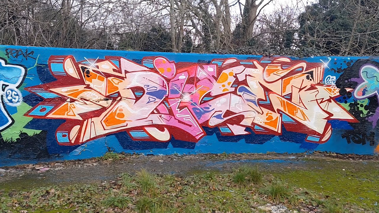 Graffiti Hunting Feltham London UK Vol 3