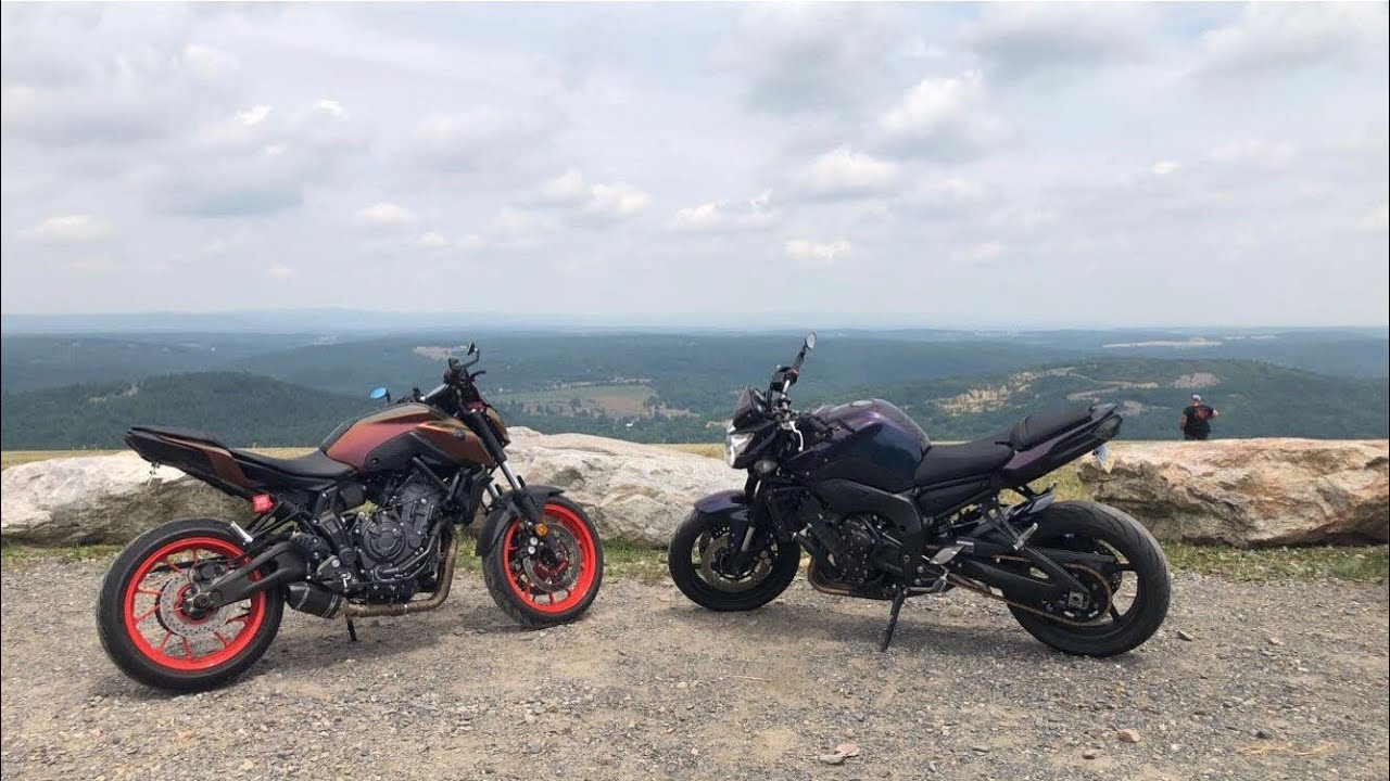 Yamaha FZ8 & MT-07 on a relaxing cruise
