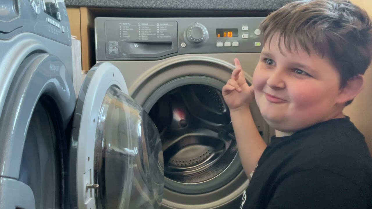 My Hotpoint WMBF844 washing machine review