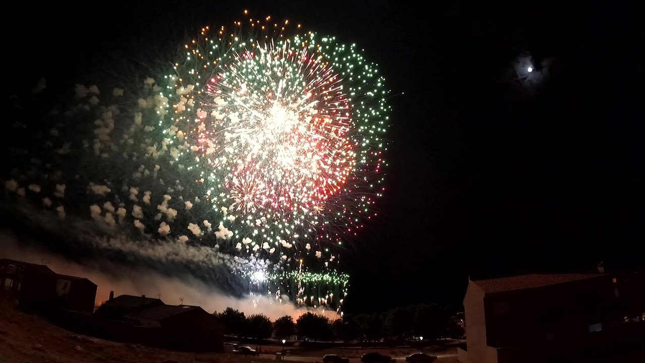 Castillo De Fuegos artificiales 2025, VALMOJADO