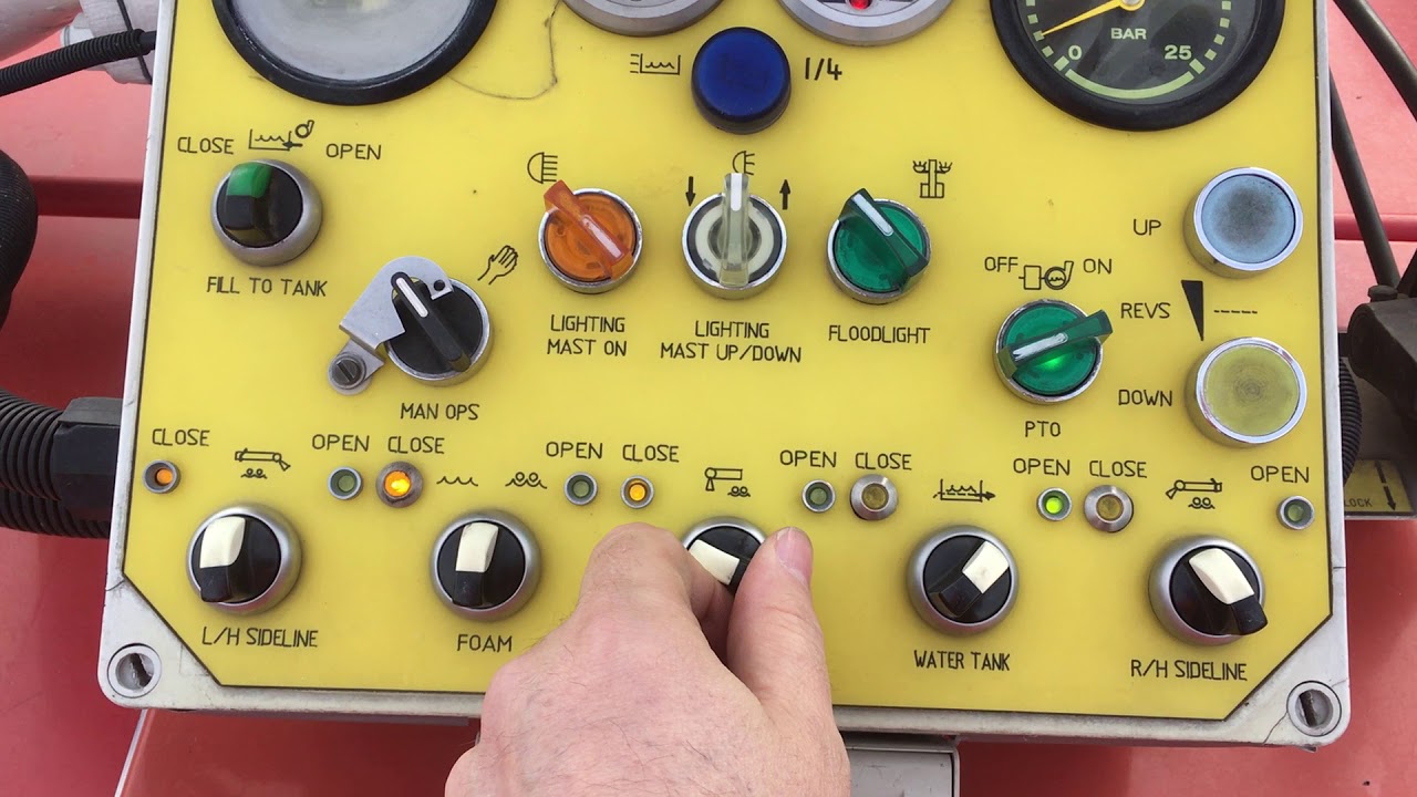 Monitor Test - Sides VMA 112 6x6 Airport Crash Tender