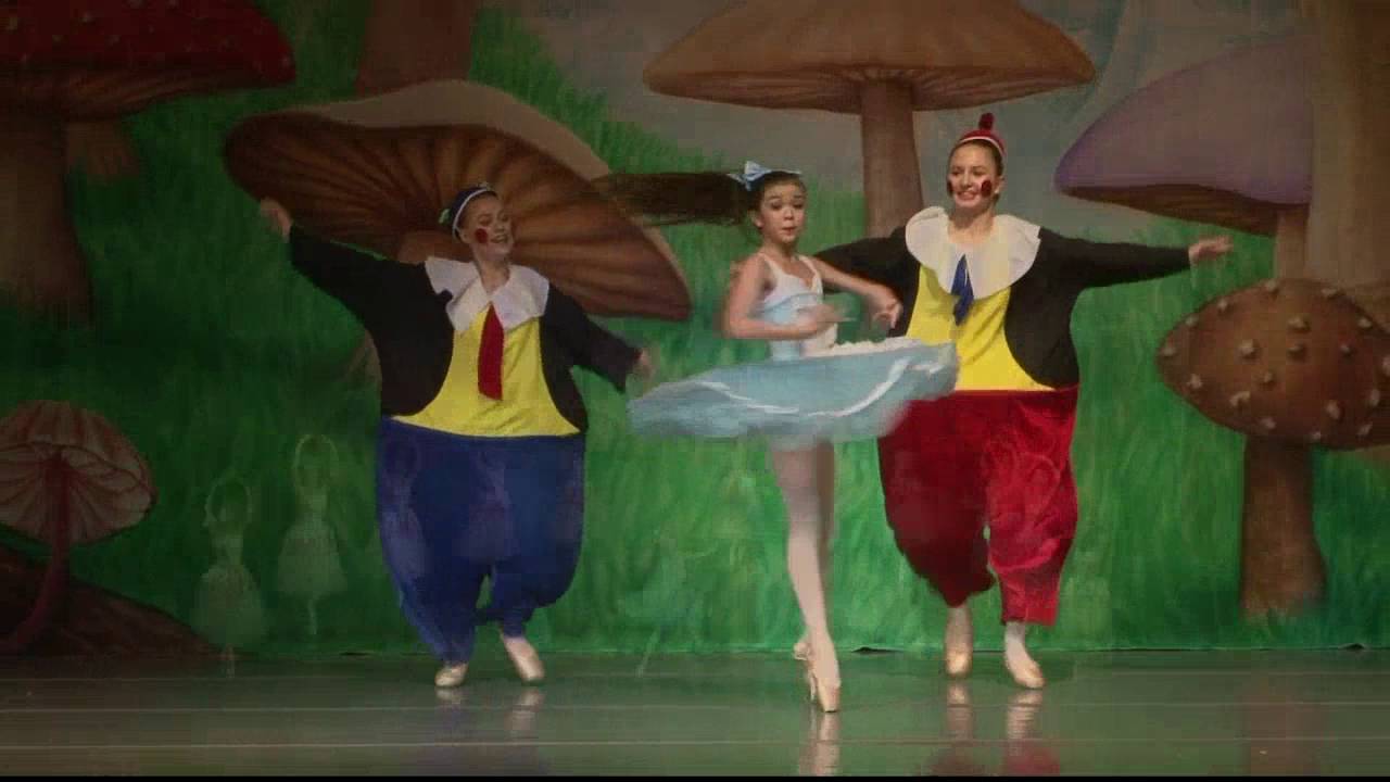 Alice in Wonderland | Naples Ballet 2016