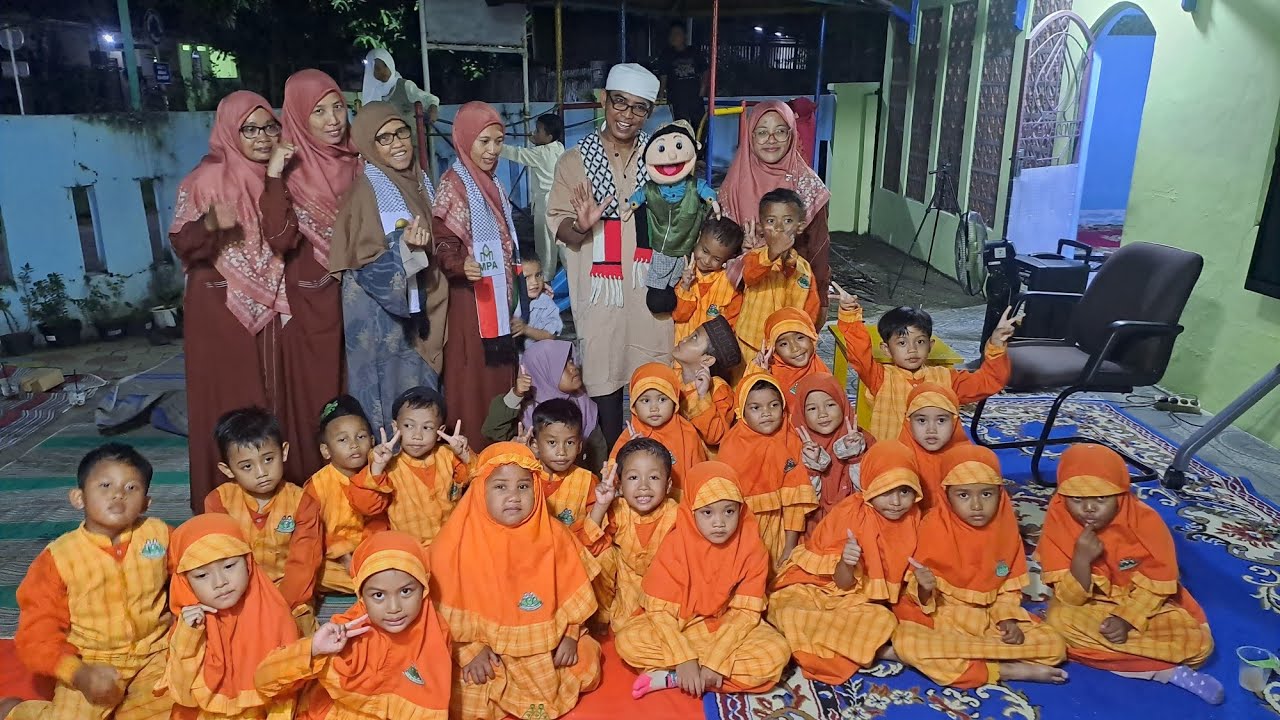 TKIT Qonita Buka Puasa Bersama Kak Topikboom dan Boneka Odik 