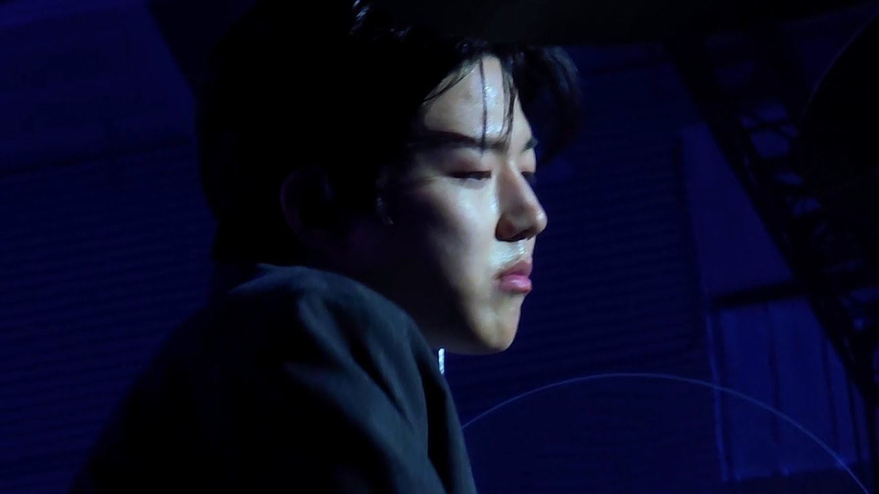 260314 maybe tomorrow (도운 오른쪽 뷰) the Decade 광주 첫콘