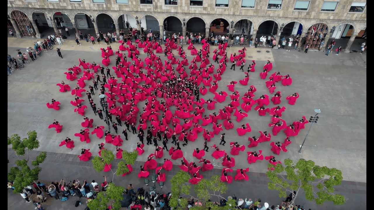 8a Coreografía Monumental EL CARRETERO #SoyNuevoJalisco