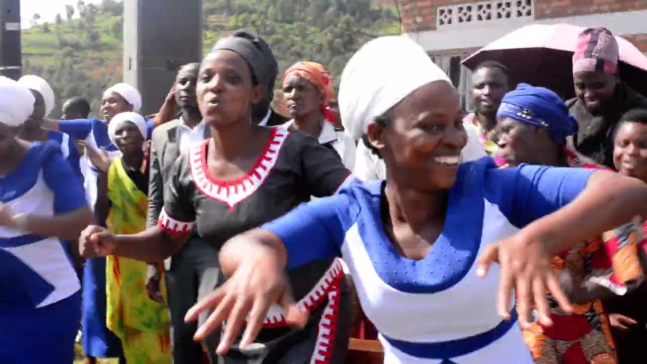 Amakorasi mu mwuka udasanzwe bati Uri IMANA y'amahoro ntabwo uhinduka! turafashijwe nukuri pe. Amen