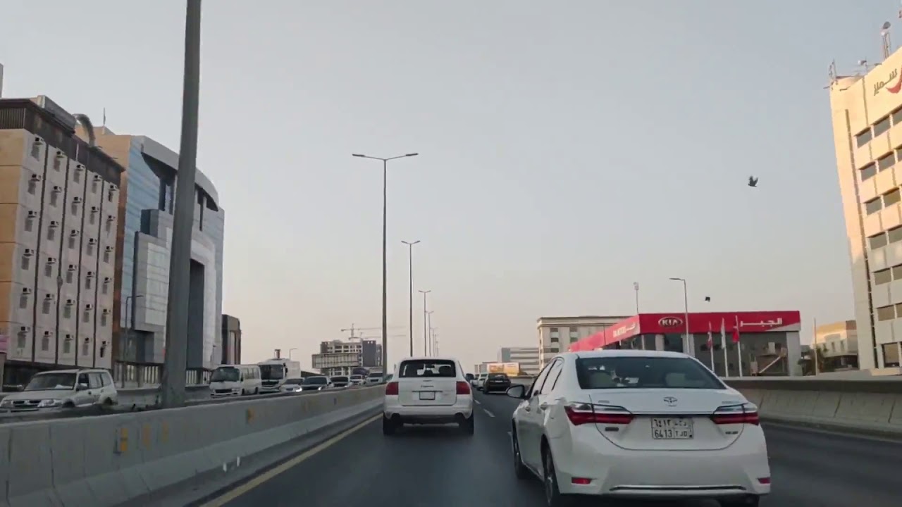 Let's go to MALL OF ARABIA.