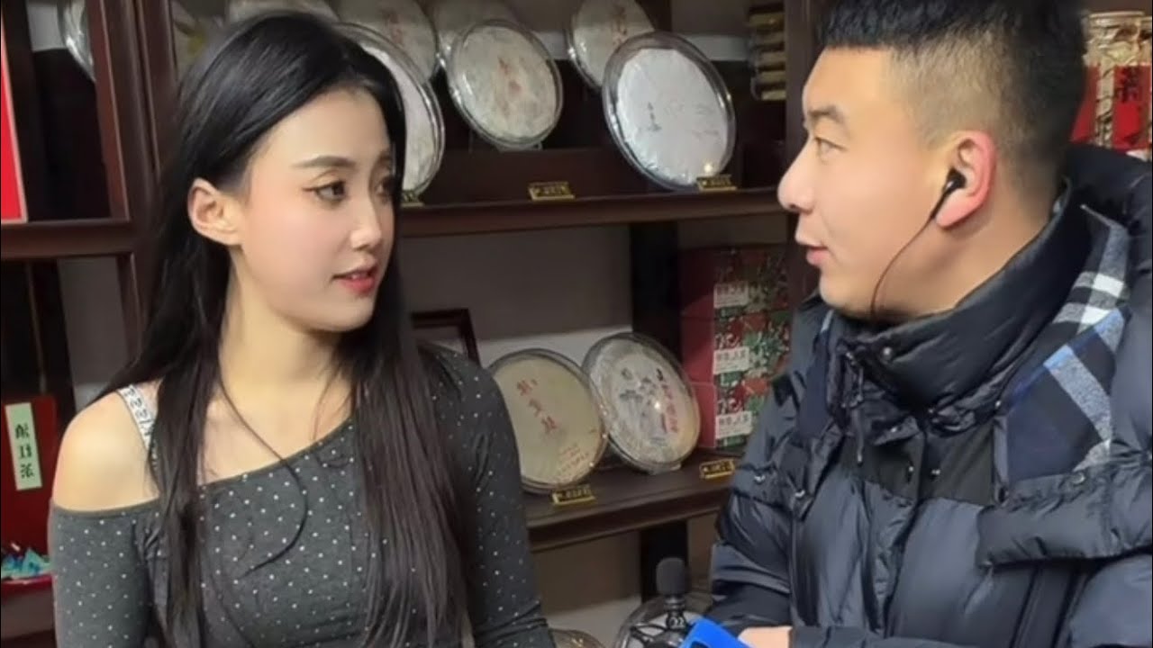 元帅户外搞笑与美女互动