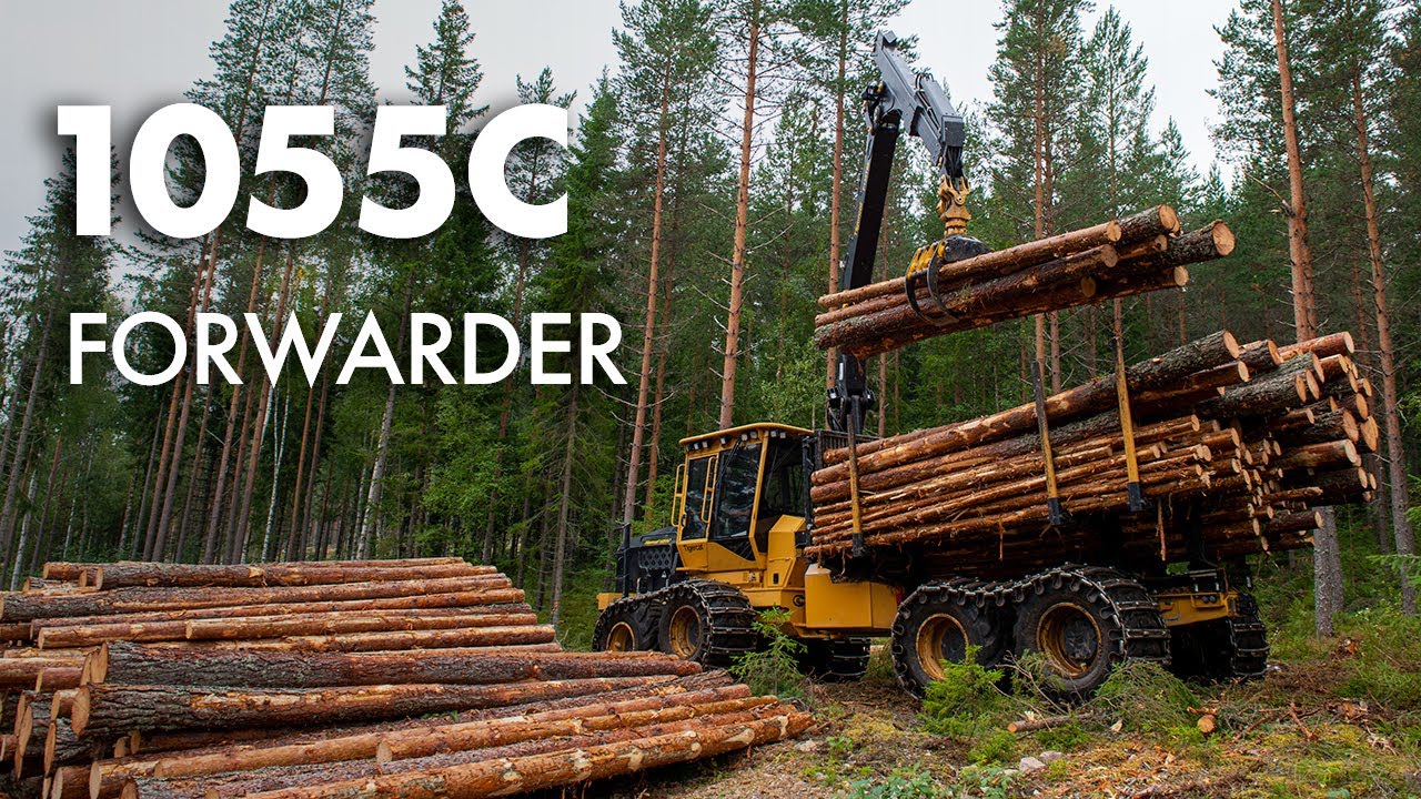 Tigercat 1055C Forwarder in Sweden