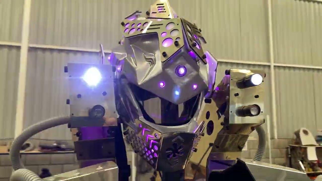 Este robot viaja hasta Estados Unidos | Lumalighting