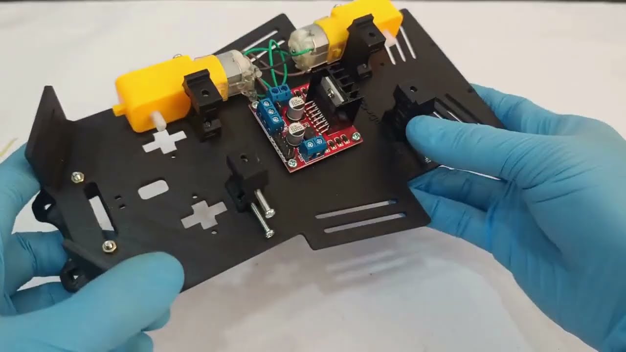 Conexión final de motores al Puente H (L298N) | TurboBot 4x4 Arduino (E04)