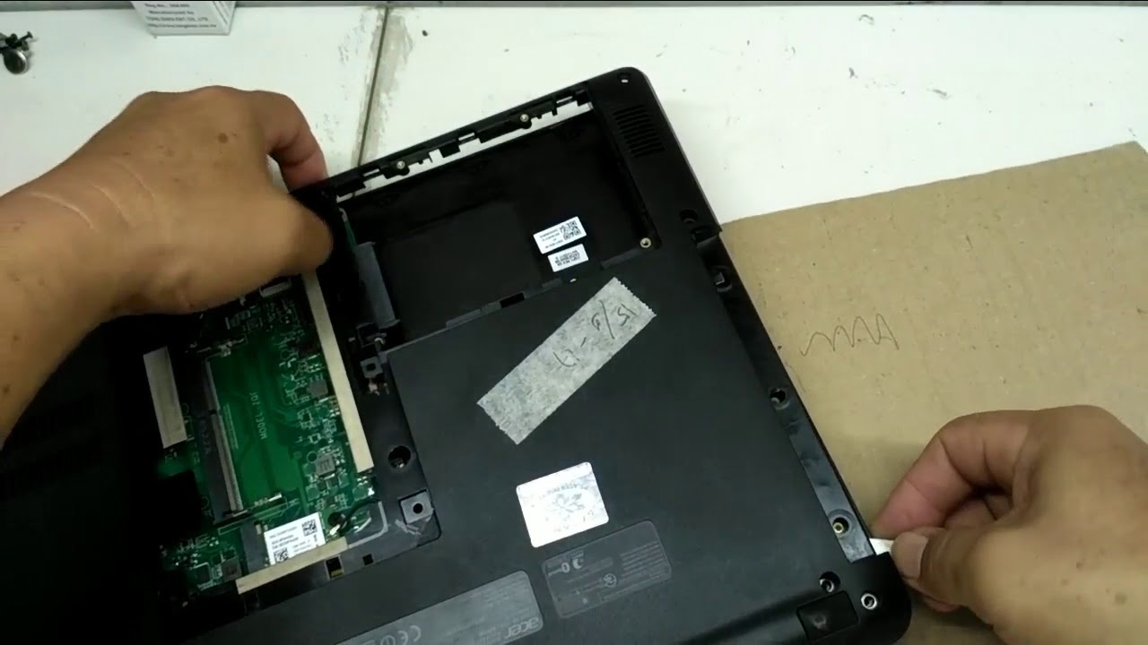 how to disassemble laptop acer ES1 432