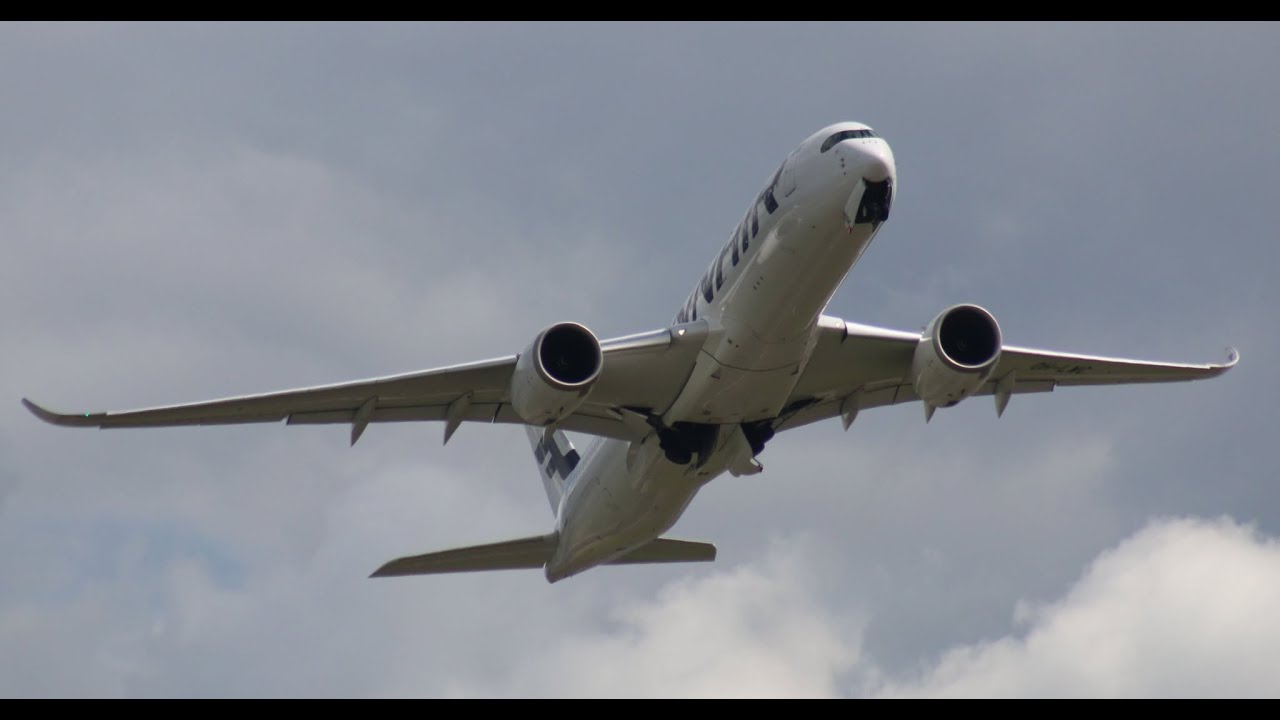 Business Class Flight Review: Finnair AY131 (HEL-SIN) + Finnair Lounge