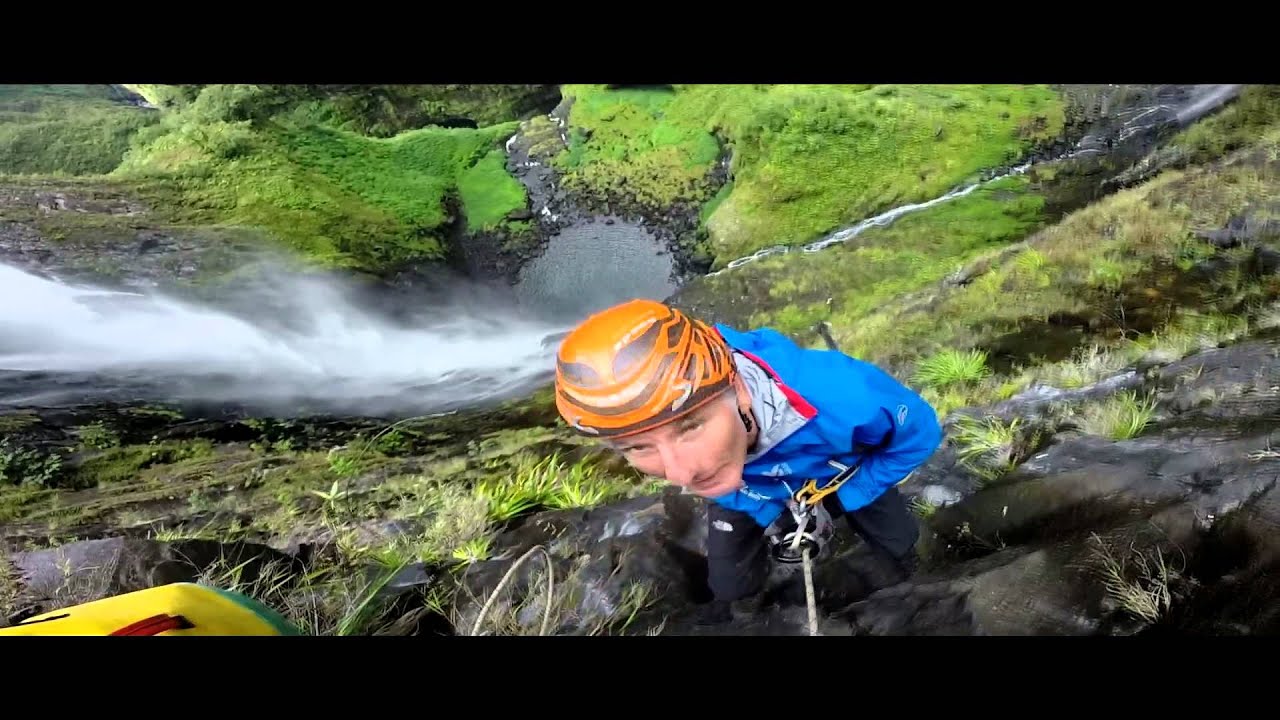 Canyon Trou de Fer par Bras de Caverne - V6 A5 EVI