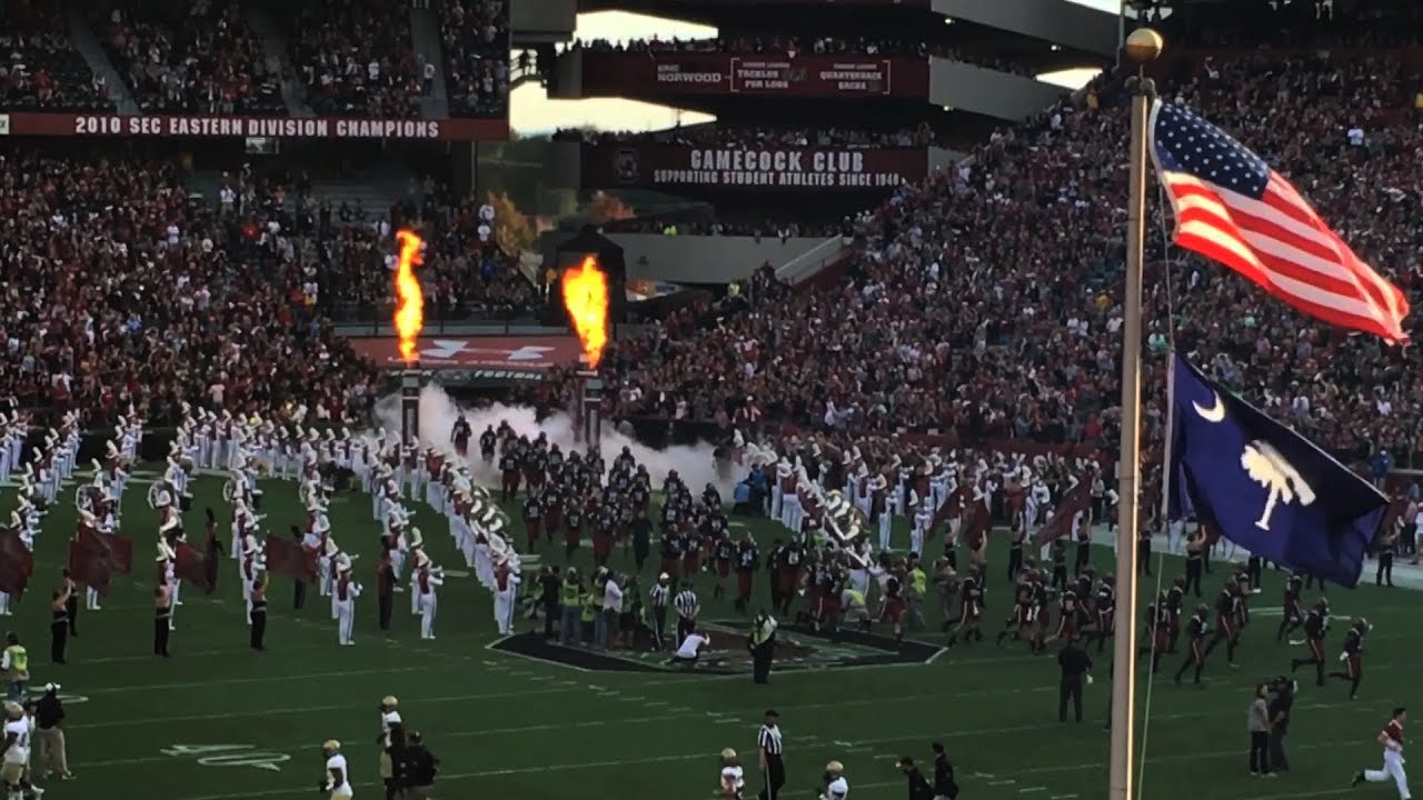 USC Gamecocks 2001 entrance and welcome to Williams Brice from 18th 2017