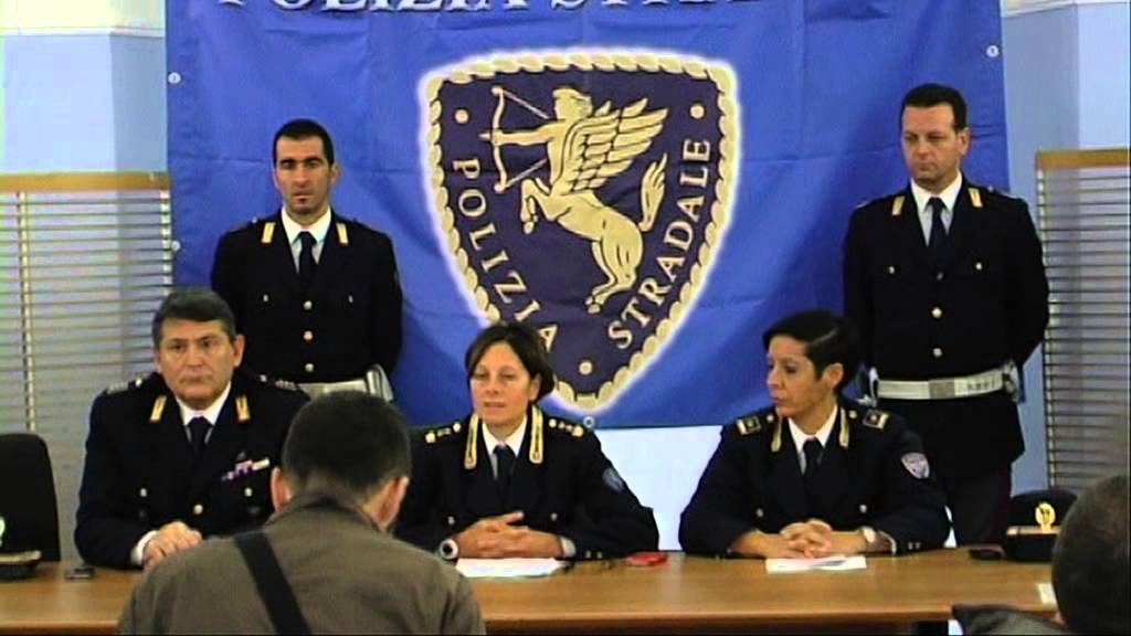 Stradale. Truffe on line 3 arresti a Pescara