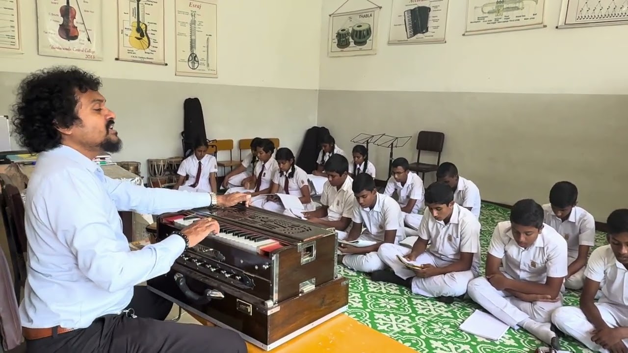තෙරේ මේරේ මිලන් කී.......අභිමාන් චිත්‍රපටය 